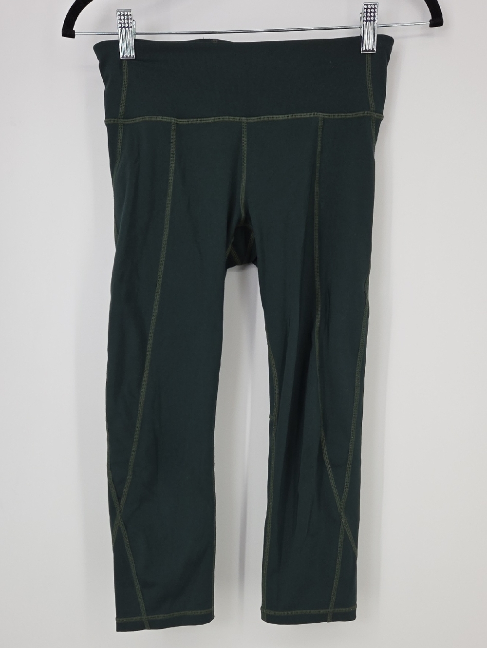 GAP Sculpt Compression Capris Leggings in Teal Green